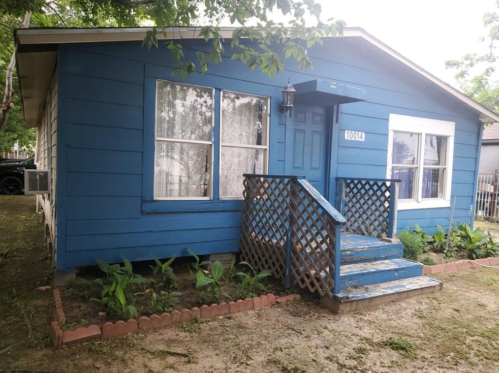 10014 Genard Rd, Houston TX  77041-7528 exterior
