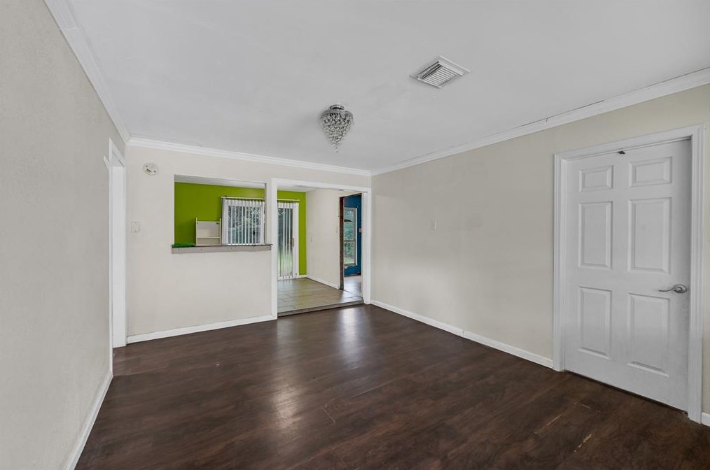 2130 Frey Rd, Houston, TX 77034-1307