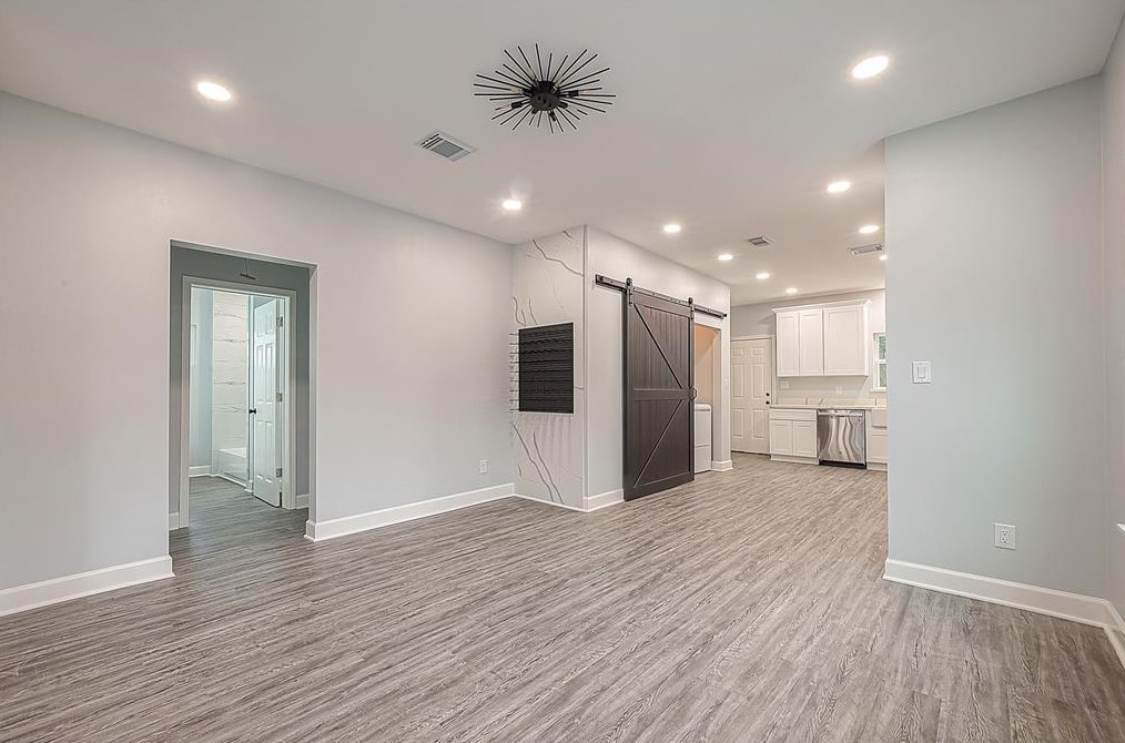 2711 Eagle St, Houston TX  77004-4574 exterior