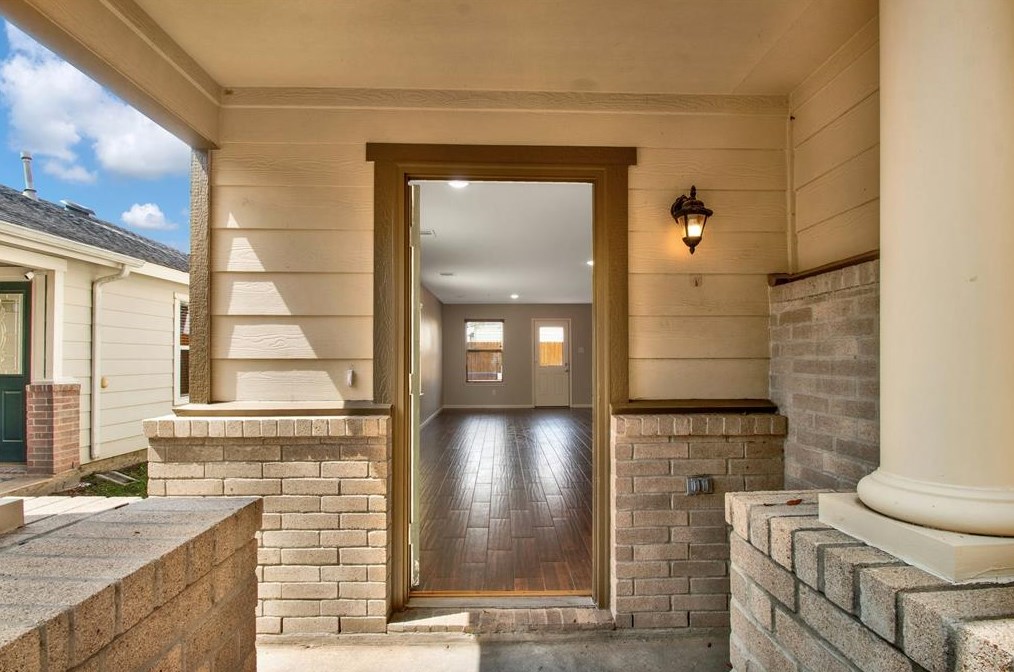 2667 Skyview Glen Ct, Houston, TX 77047