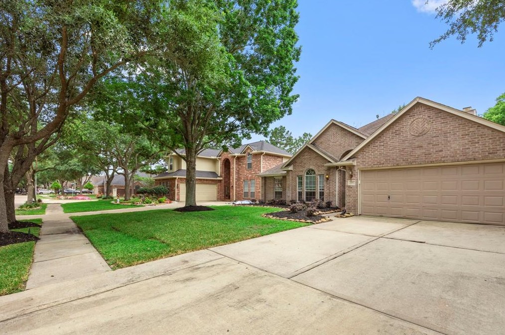 17307 Buffalo Pass Dr, Houston, TX 77095-4918