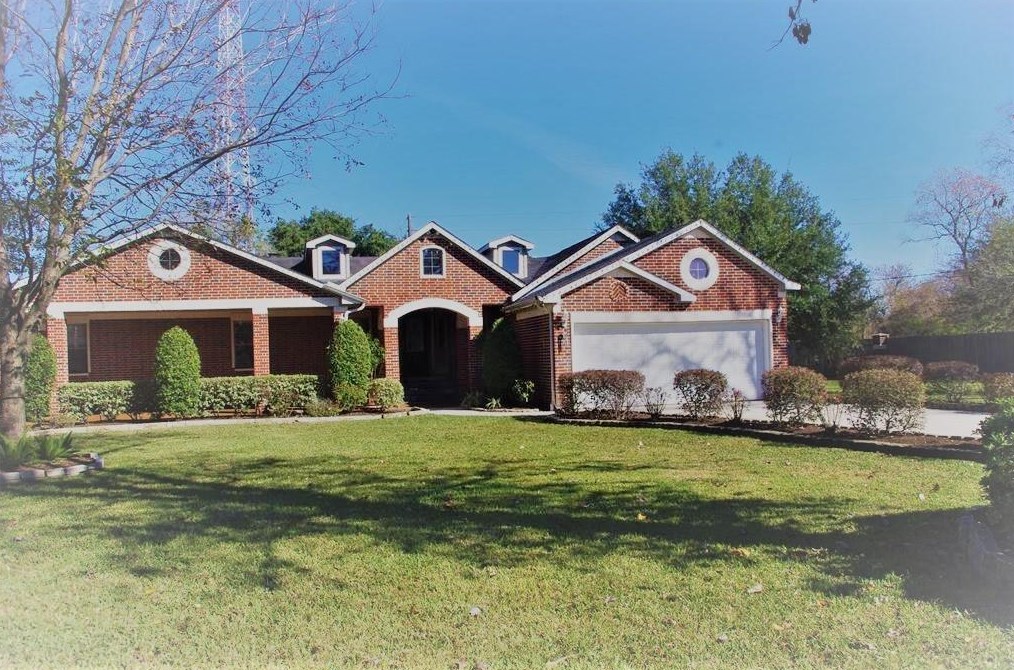 12010 Boxelder St, Houston, TX 77066