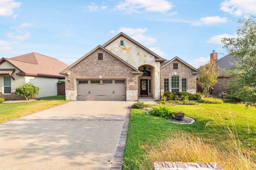 4229 Little Rock Ct, College Station, TX 77845