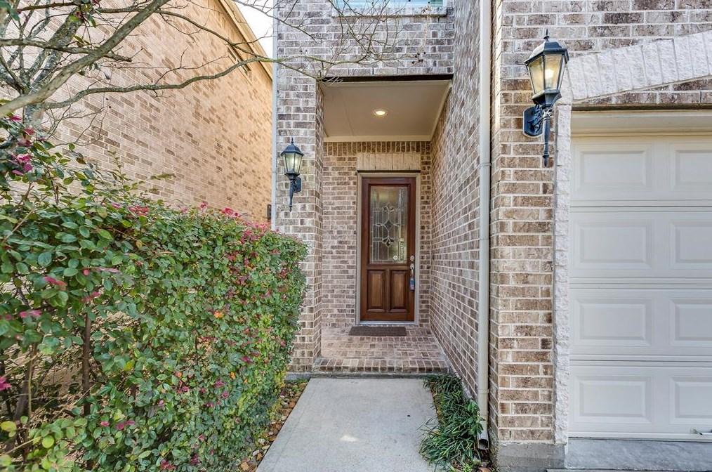 1138 Sopris Dr, Houston TX  77077-1070 exterior