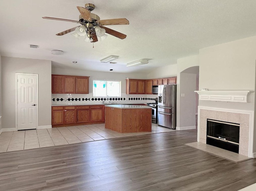 15318 Griggs Point Ln, Sugar Land, TX 77498