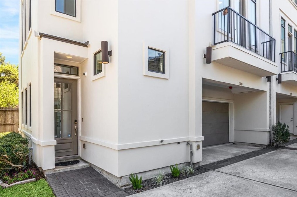 2510 Morgan St, Houston, TX 77006-3014