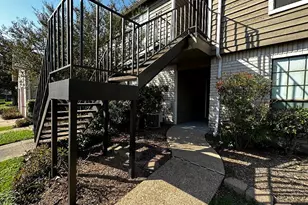 4444 Victory Dr, Houston, TX 77088 - Photo 2
