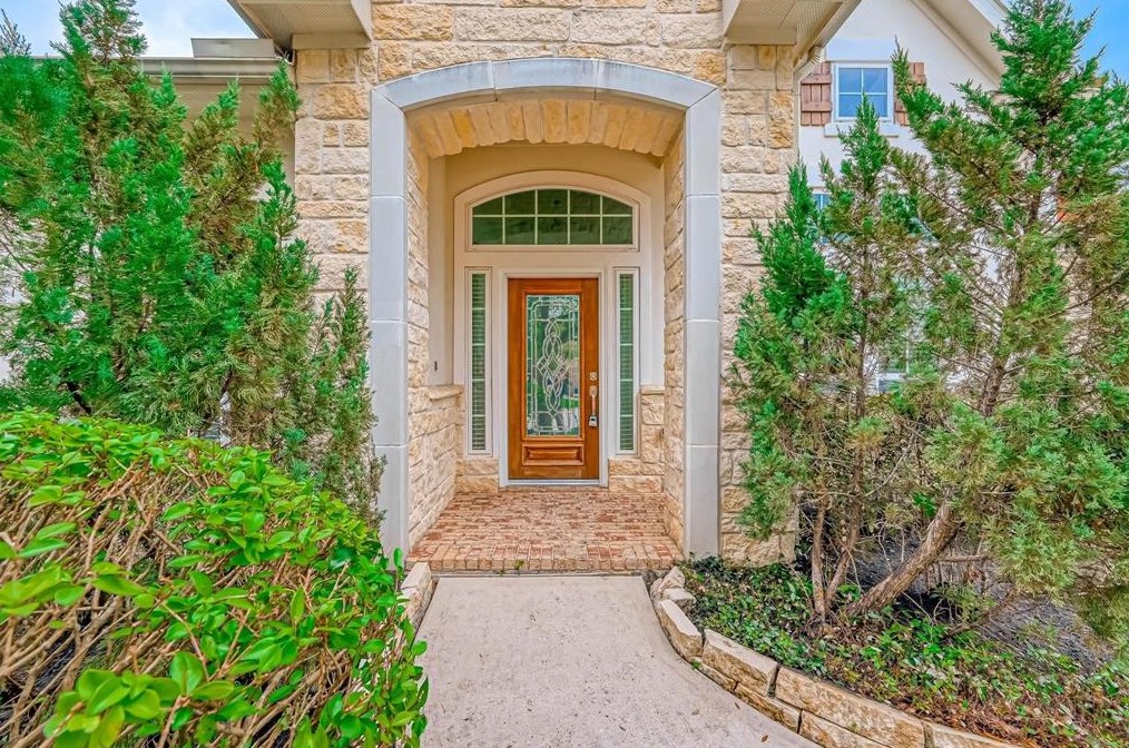 26 Chippewa Trl, Spring, TX 77389-6933