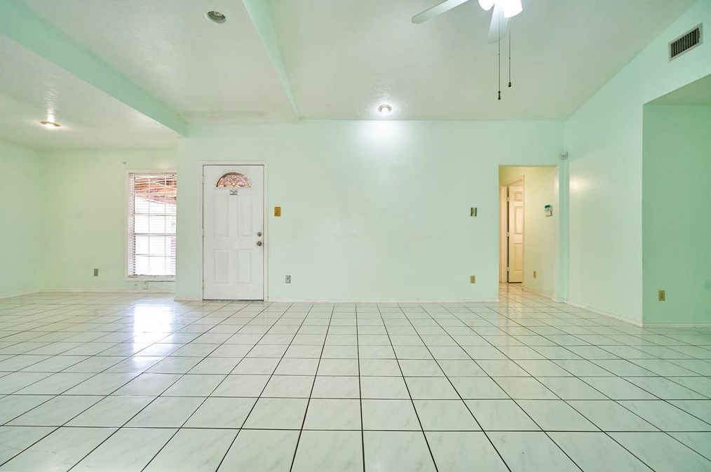 4522 Wildacres Dr, Houston TX  77072-1944 exterior