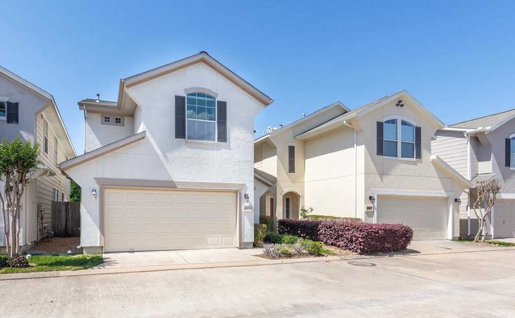 10034 Hillside Bayou Dr, Houston, TX 77080