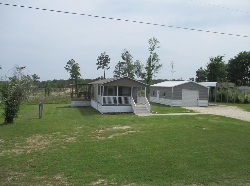 250 Magnolia Cv, Onalaska, TX 77360-7680