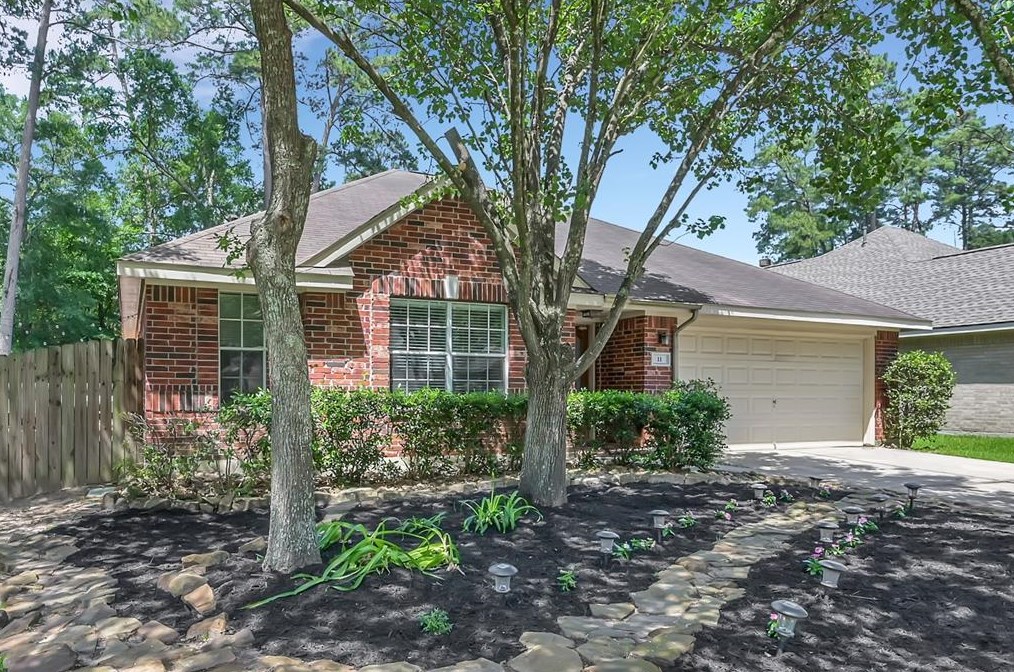 11 Teakwood Pl, Conroe, TX 77384