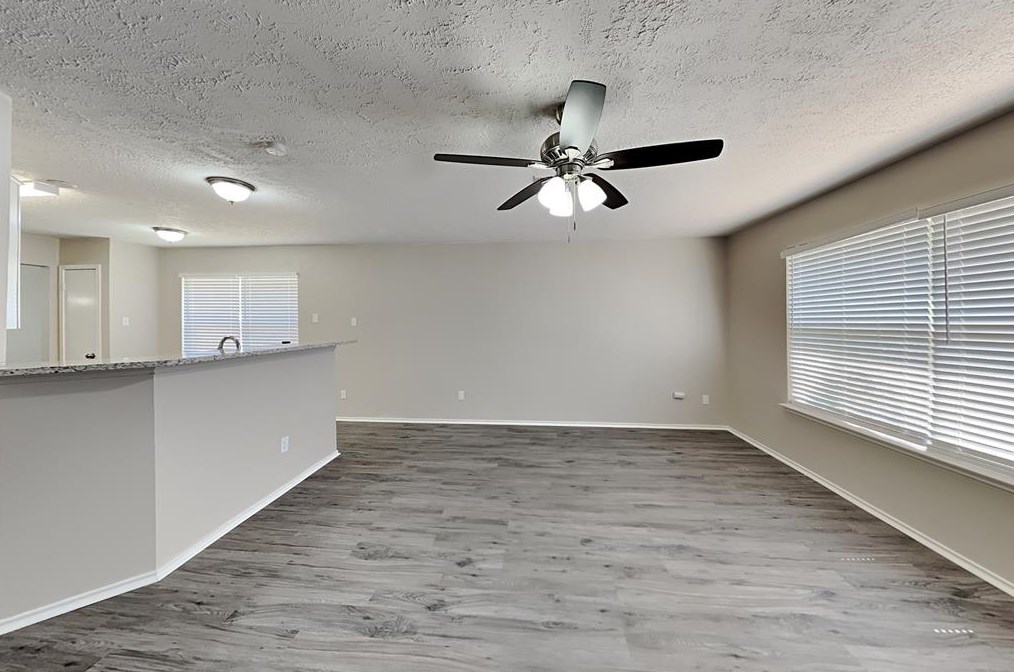 2908 Piccadilly Circus St, Pearland, TX 77581
