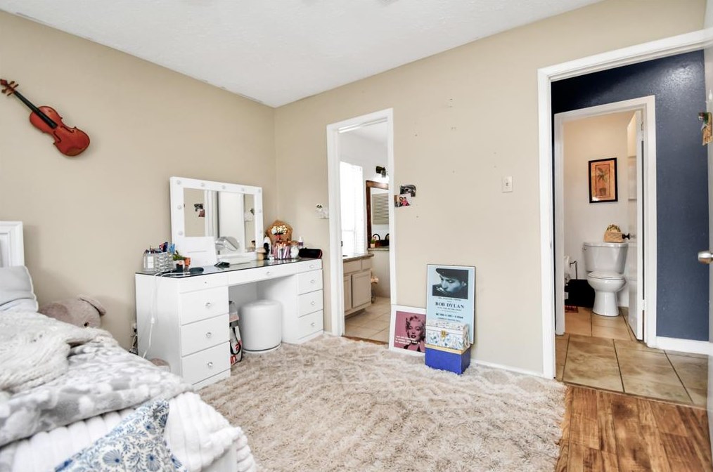 16022 Beechnut St, Houston TX  77096-1213 exterior