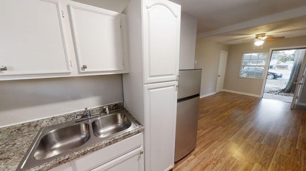 11314 Courtshire Rd, Houston TX  77076-1835 exterior