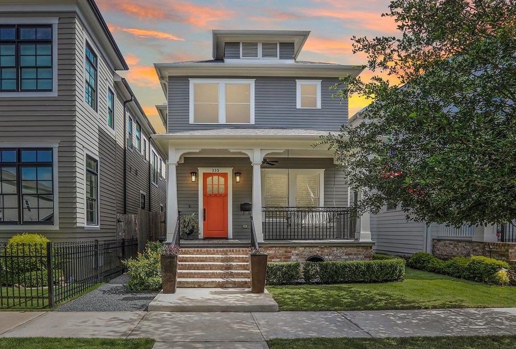 335 27th St, Houston, TX 77008-2008