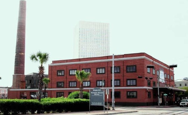 104 Moody Ave 21st St #204, Galveston, TX 77550