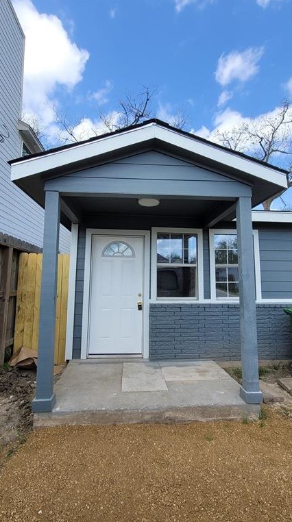 4629 Mallow St, Houston, TX 77051