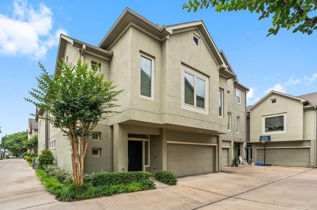 1146 Patterson St, Houston, TX 77007-5442