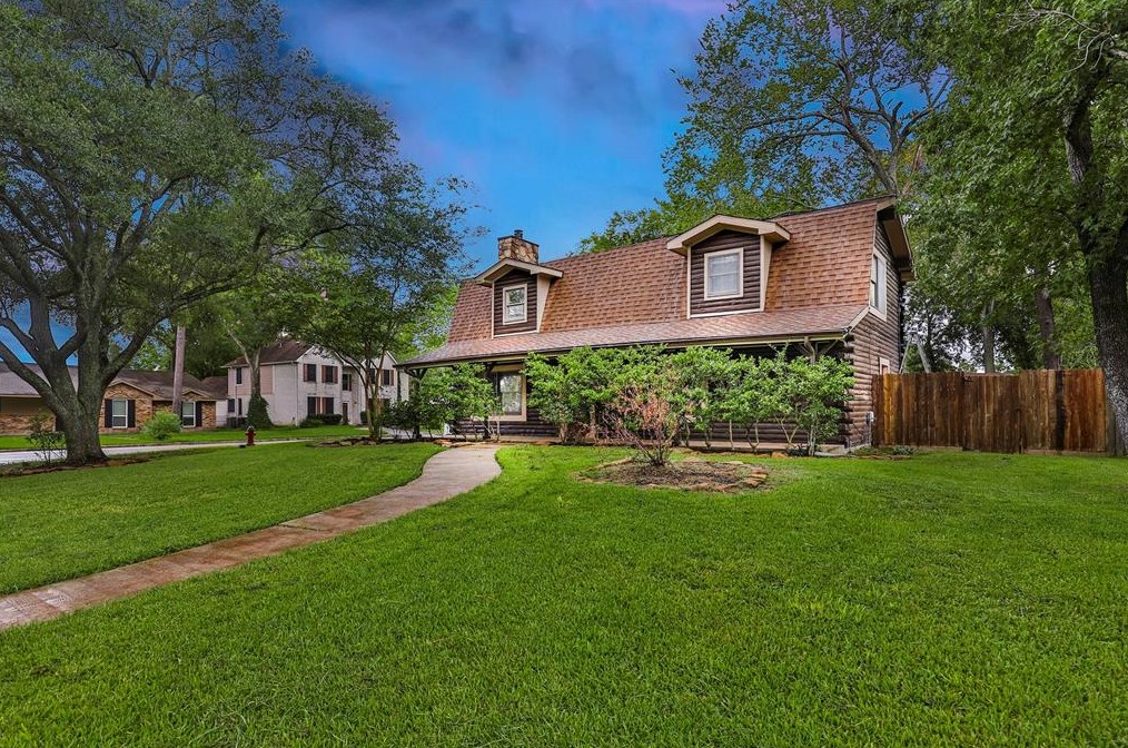 430 Binnacle Way, Crosby, TX 77532-4563