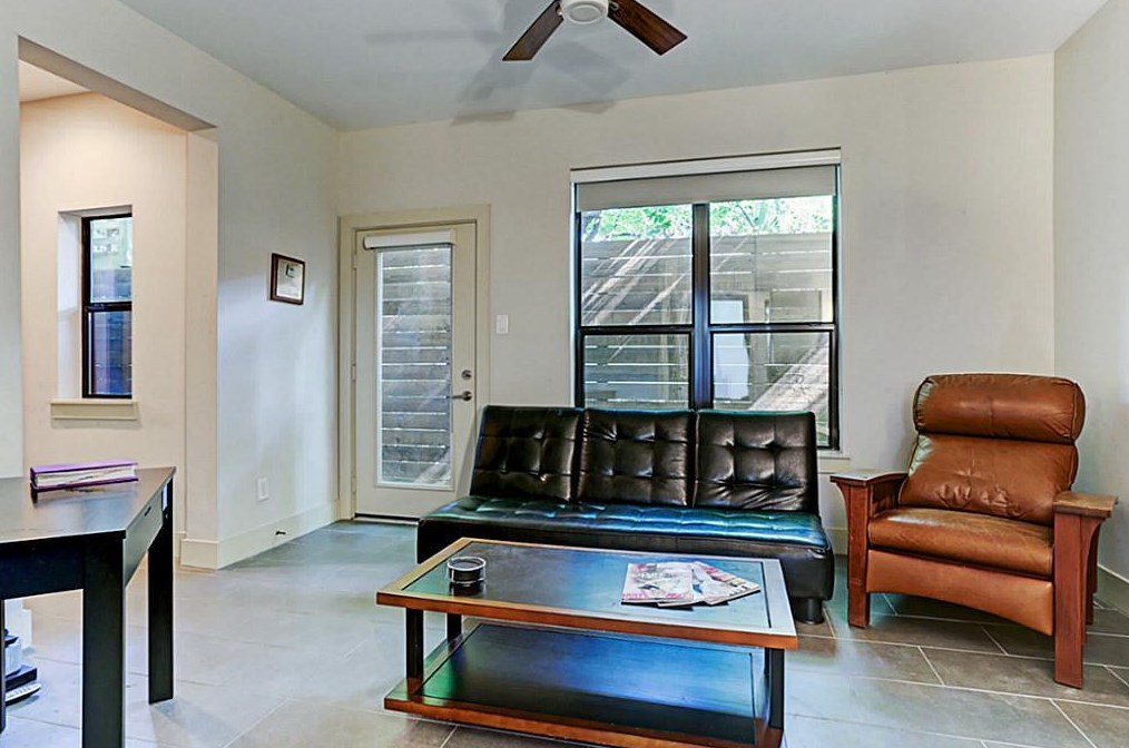 1720 Woodhead St, Houston TX  77019-5737 exterior