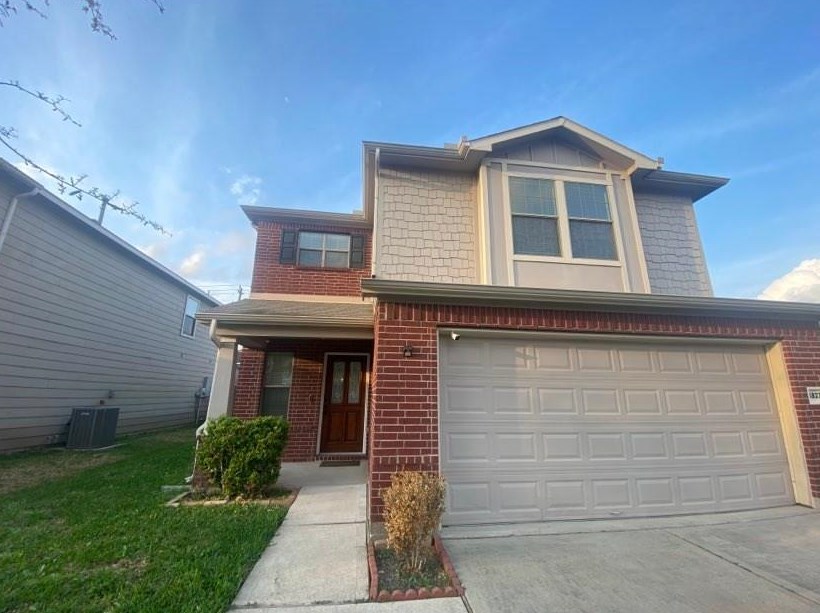 8827 Summerset Meadow Ct, Houston, TX 77075