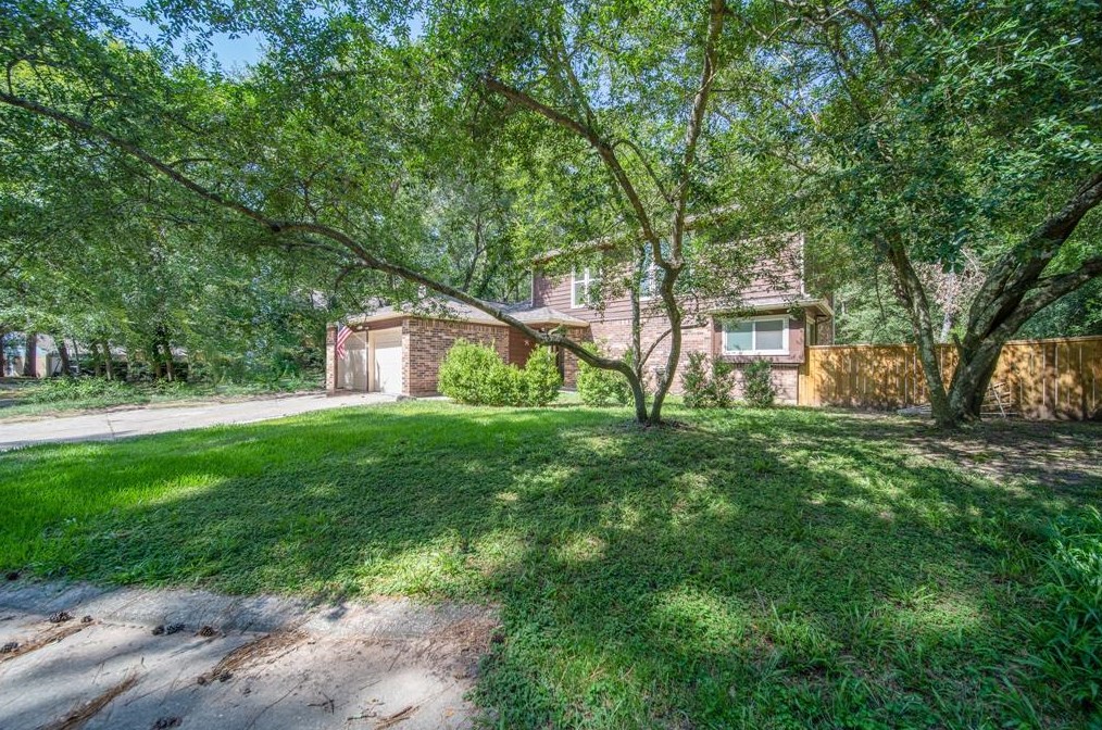 4 River Birch Ln, Spring, TX 77380-1589