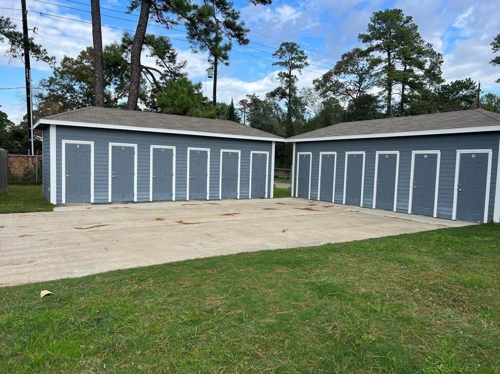 22901-C Birnam Wood Blvd, Spring TX  77373-6829 exterior