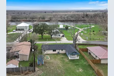 17 County Road 243, Bay City, TX 77414 - Photo 12