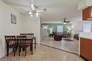 9011 Tavenor Ln, Houston, TX 77075 - Photo 26