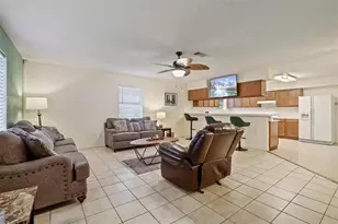 9011 Tavenor Ln, Houston, TX 77075 - Photo 46