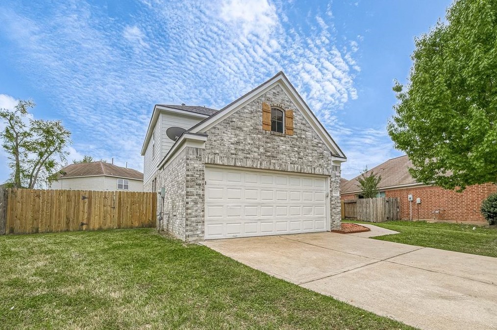 19611 Mackinaw Isle Ct, Cypress TX  77429-4346 exterior