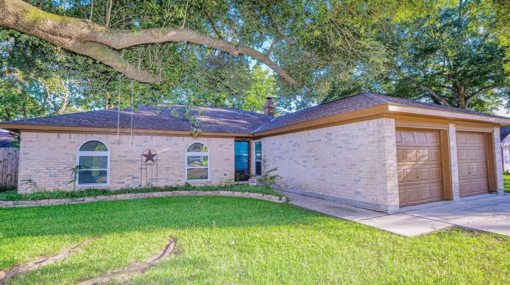 4819 Marywood Dr, Spring TX  77388-4978 exterior