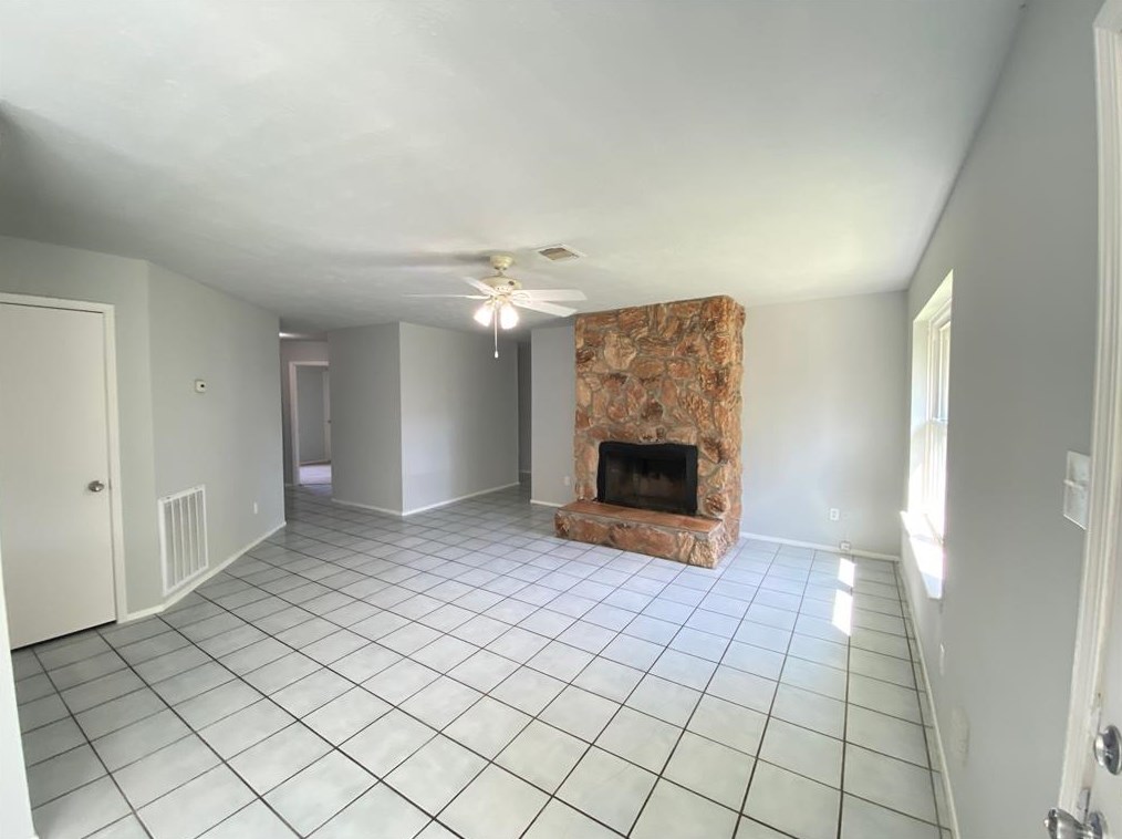 15330 Battersea Gardens Dr, Channelview, TX 77530