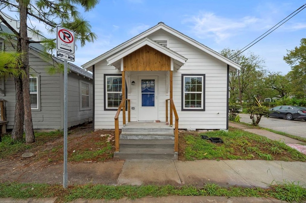 2316 Lucinda St, Houston, TX 77004