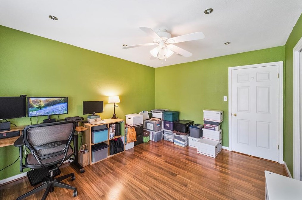 18103 Oakhampton Dr, Houston TX  77084-3260 exterior