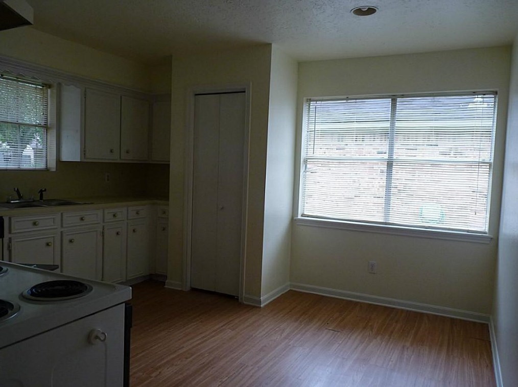2521 Davis Ave, Richmond, TX 77471