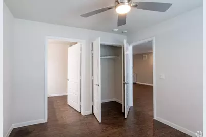 2401 E Oltorf St, Austin, TX 78741 - Photo 6