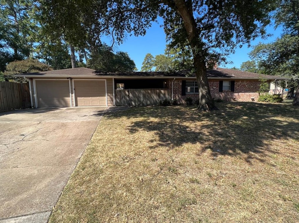 17503 Bonnie Sean Dr, Spring TX  77379-3853 exterior