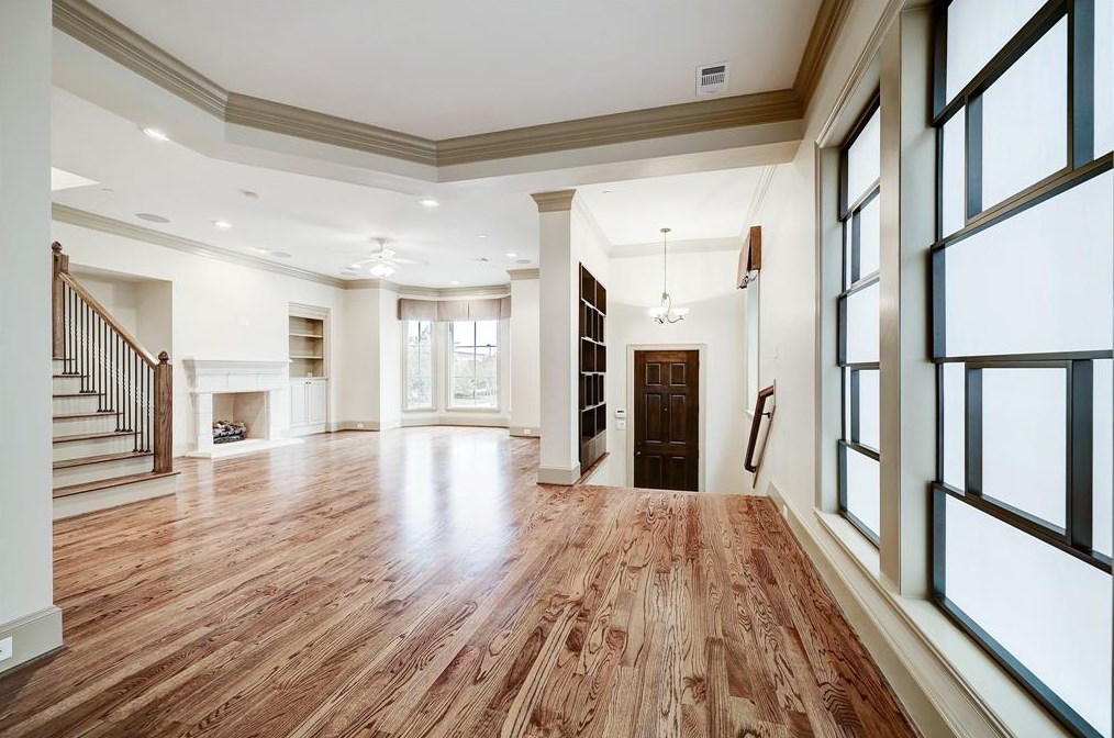 1308 Lake Pointe Pkwy, Sugar Land, TX 77478