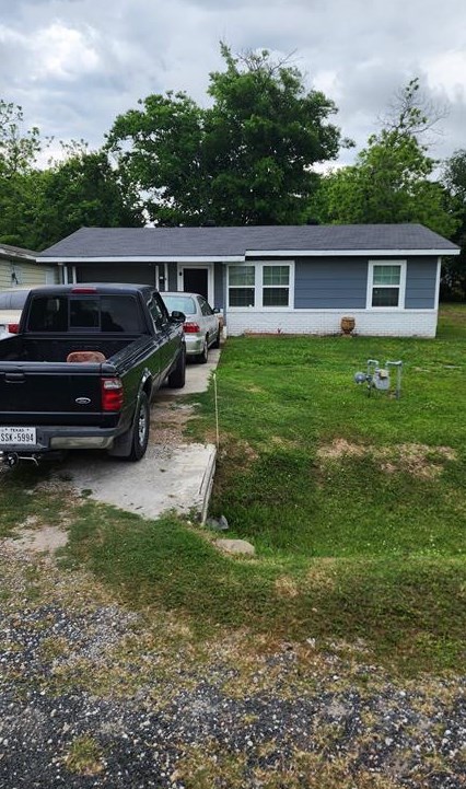 302 Algeria St, Texas City, TX 77591-3827