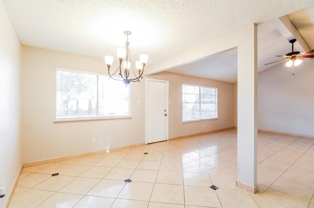 918 Cheyenne Meadows Dr, Katy TX  77450-3215 exterior