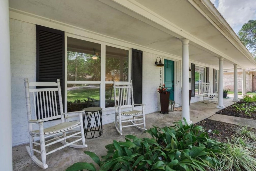 10047 Briarwild Ln, Houston TX  77080-7013 exterior