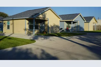 109 Gillespie Lane, Aransas Pass, TX 78336 - Photo 12