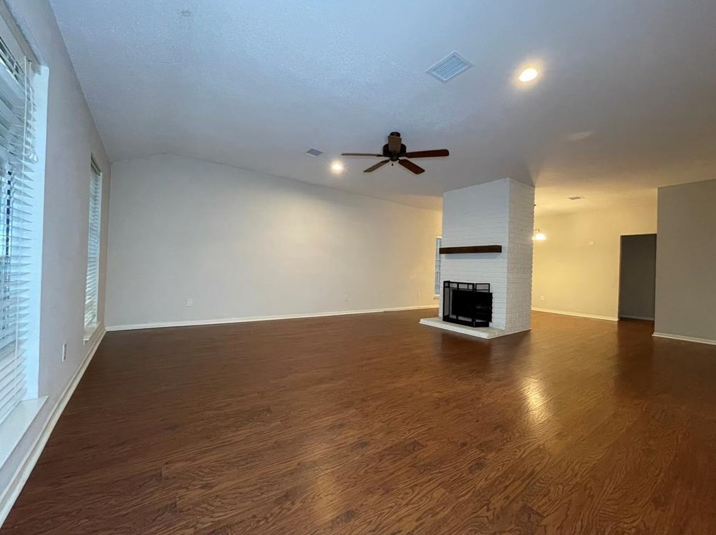 17106 Bayou Bluff Ct, Spring, TX 77379-9412