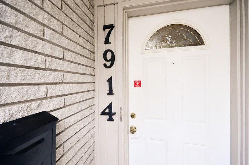 7914 Mobud Dr, Houston TX  77036-6402 exterior