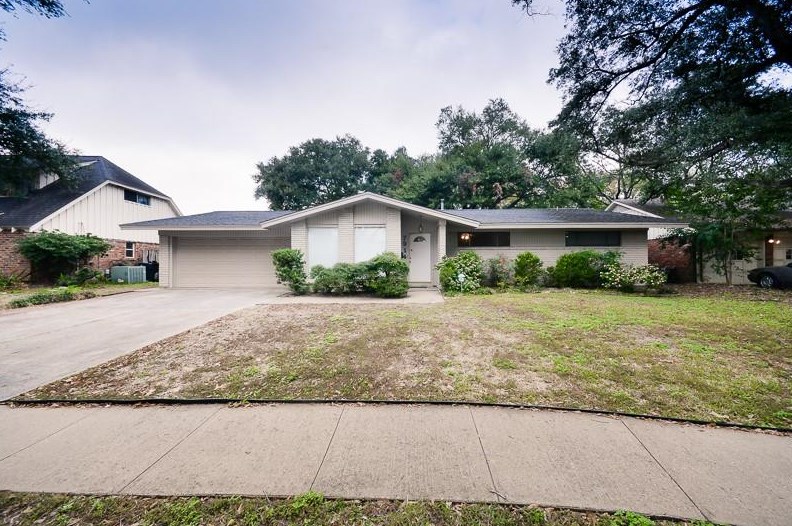 7914 Mobud Dr, Houston, TX 77036