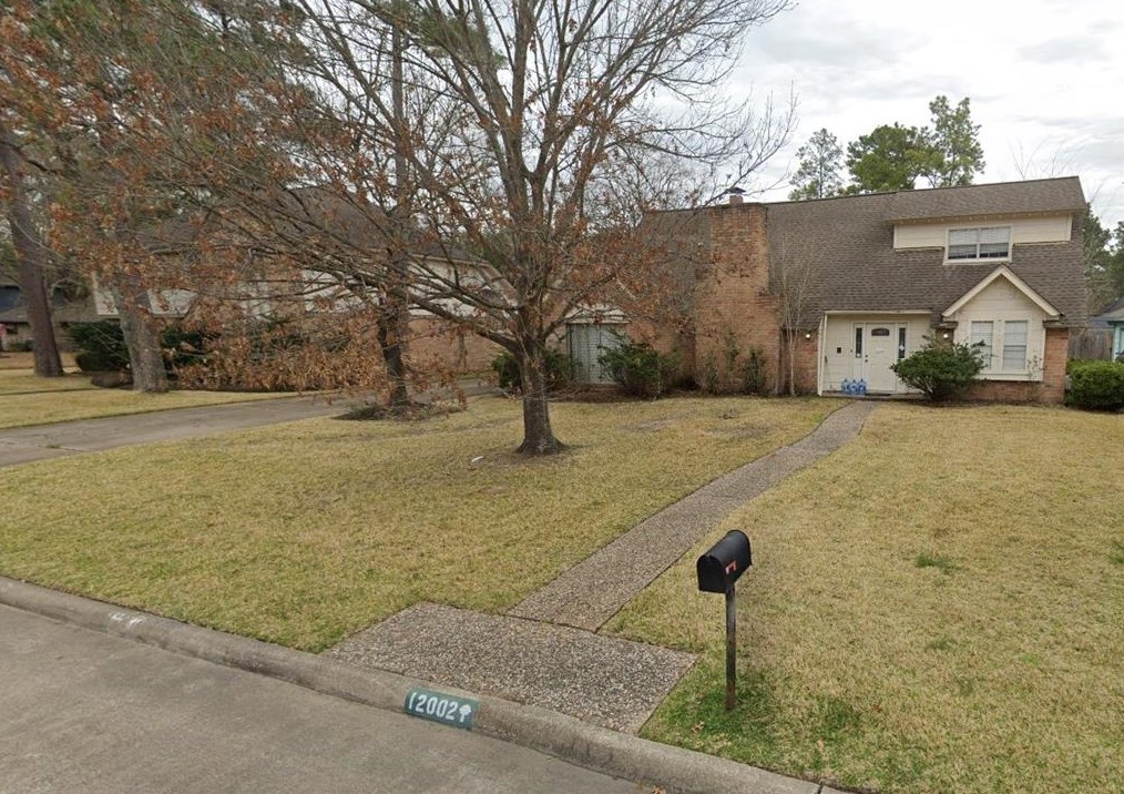 12002 Oakcroft Dr, Houston, TX 77070-2337