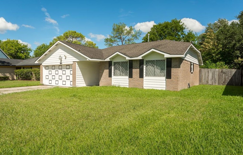 2662 Indian Trail Dr, Missouri City, TX 77489