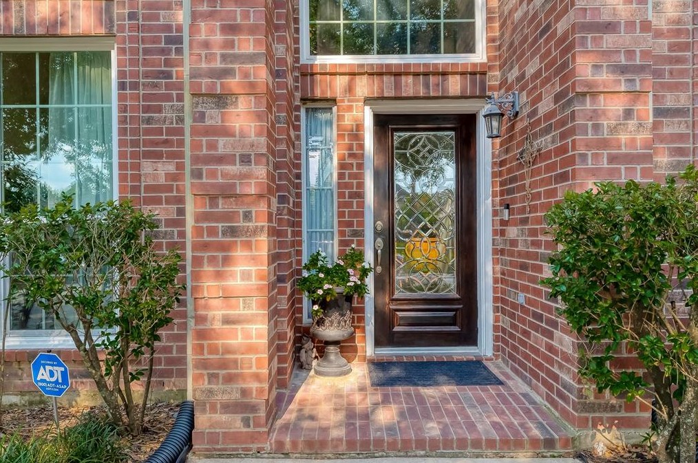 18526 Catamaran Dr, Humble TX 77346-8054 exterior